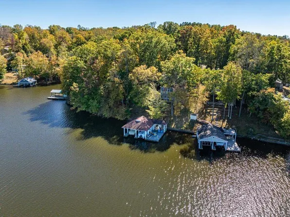 316 Bunny Rabbit Rd, Leasburg, NC 27291