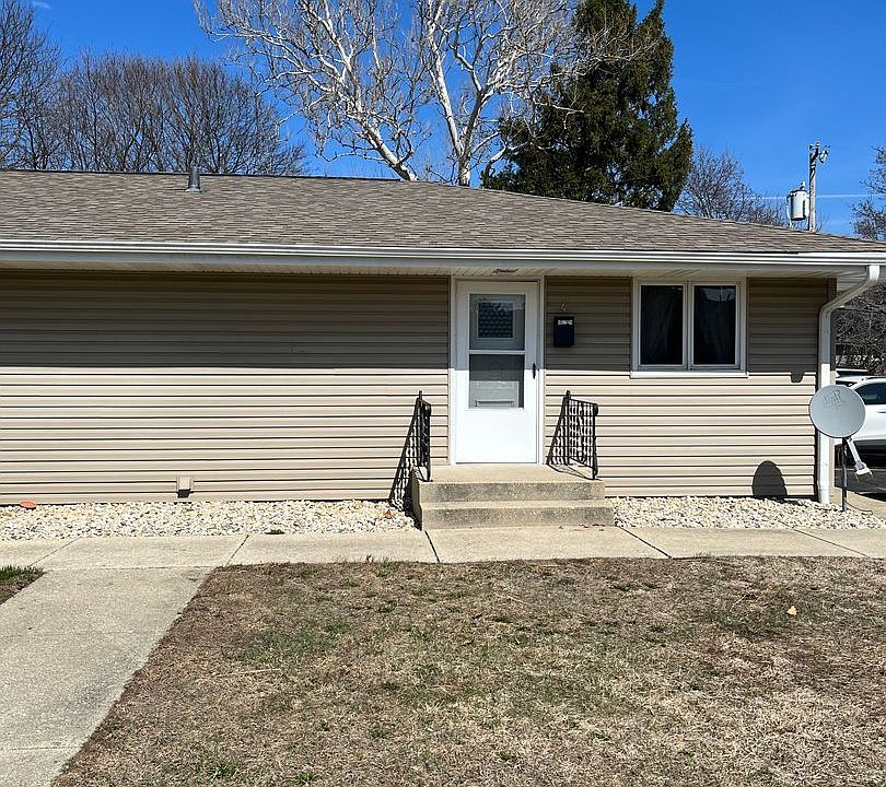 1st image of 2612 Broadmoor Dr APT 4