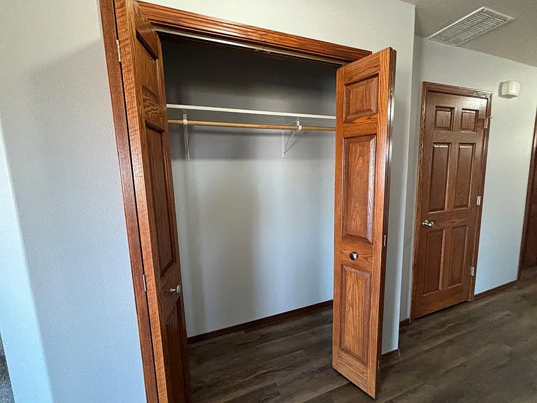 Ideal Twinhomes — Photo 6