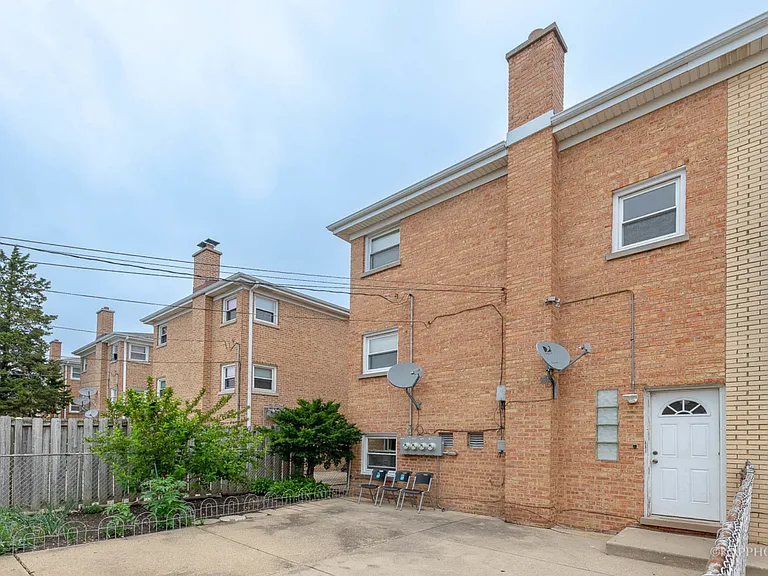 4600 N Sayre Ave #G — Photo 11