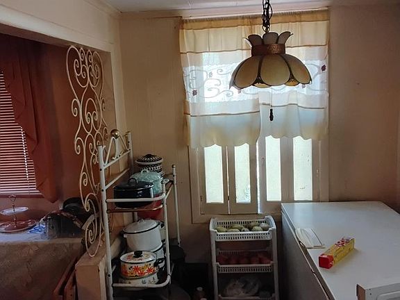 5th image of 27 Concord Rd