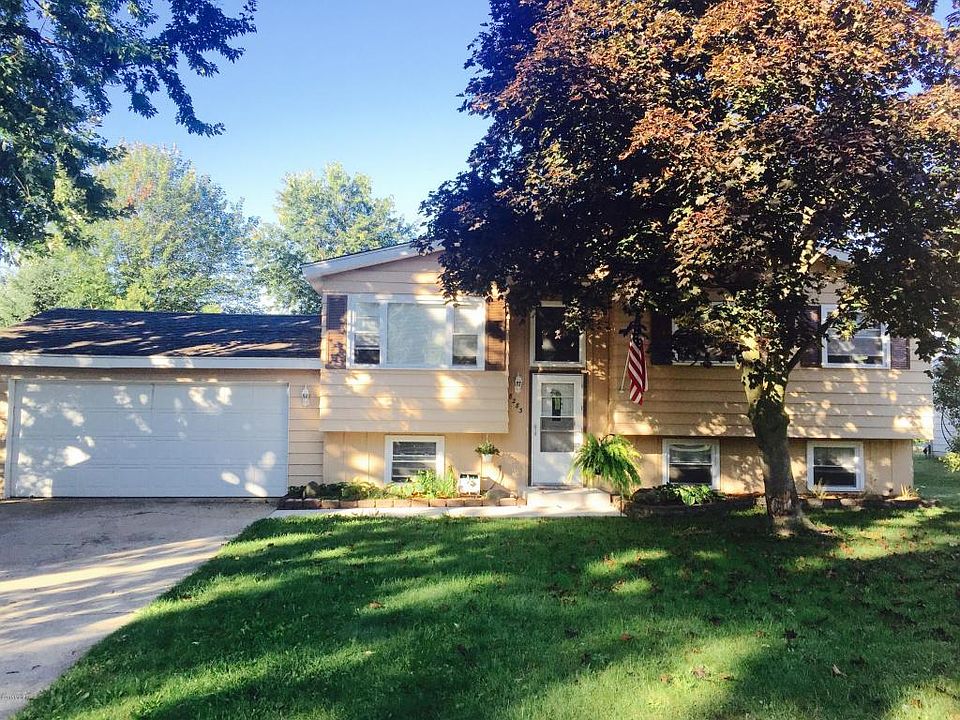 1st image of 8283 Atlanta Dr NE