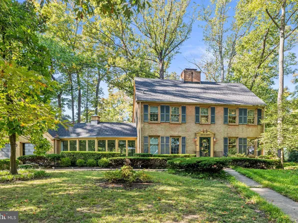 3218 Riverview Dr, Triangle, VA 22172