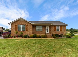 1061 Deasy Ln, Portland, TN 37148