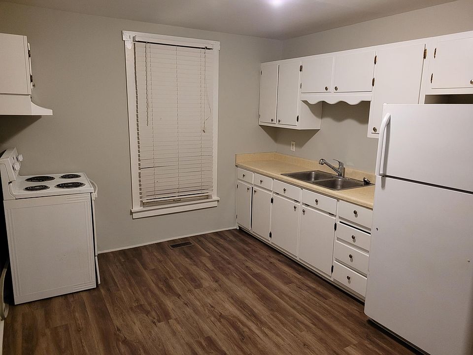Kitchen with lots of cabinet space.