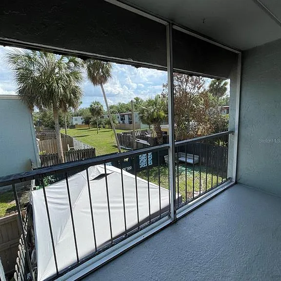 2835 Somerset Park Dr #203 — Photo 14