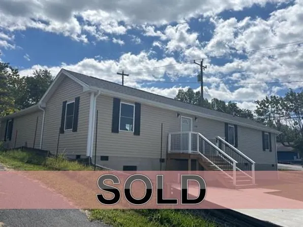 600 N Bayard Ave, Waynesboro, VA 22980
