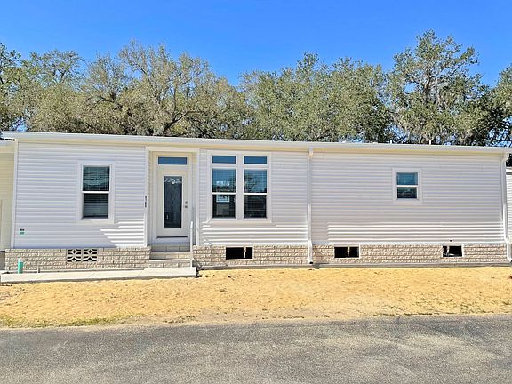 3rd image of 77 Orchid Tree Ln #77
