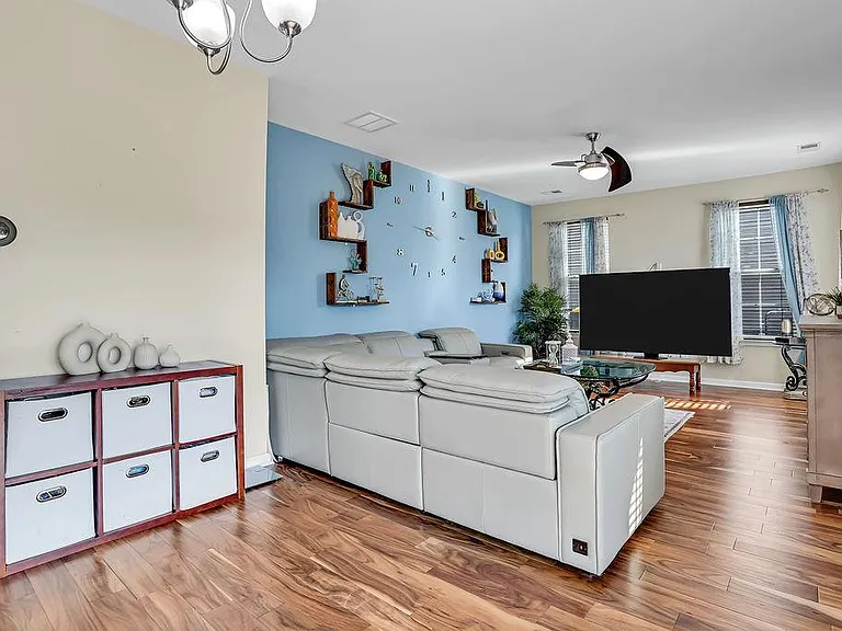 130 Winslow Cir — Photo 10