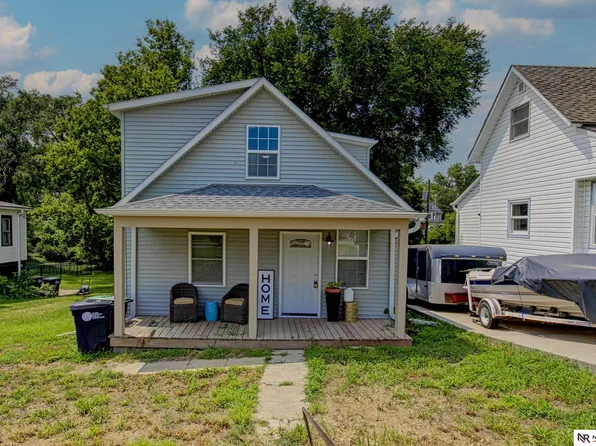 4534 S 15th St, Omaha, NE 68107