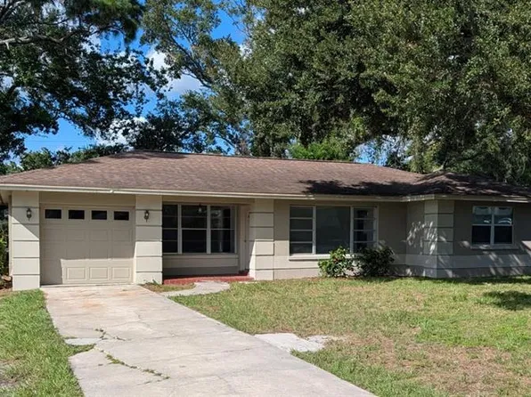 1574 Crown St, Clearwater, FL 33755