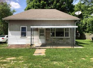 103 W Logan St, Cloverdale, IN 46120