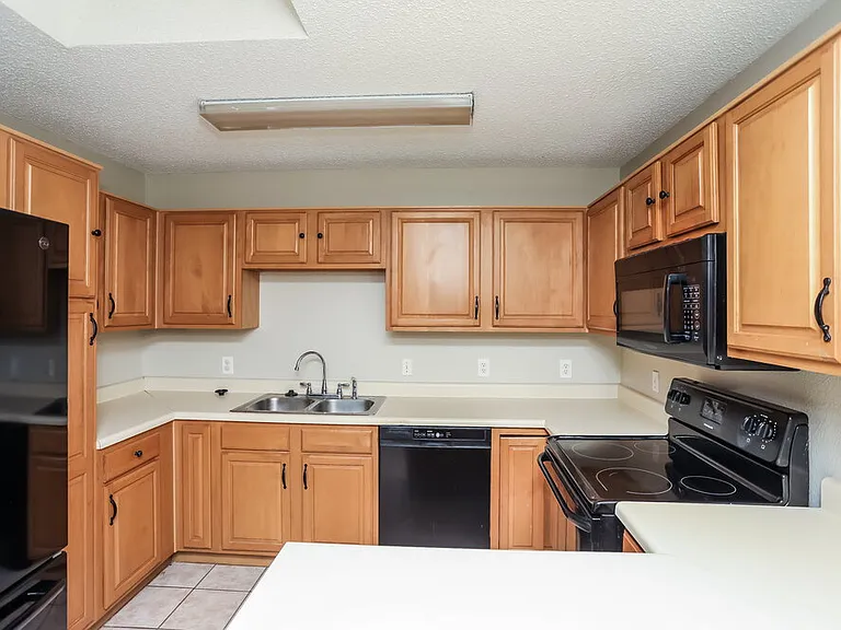 4220 Fernleaf Dr — Photo 7