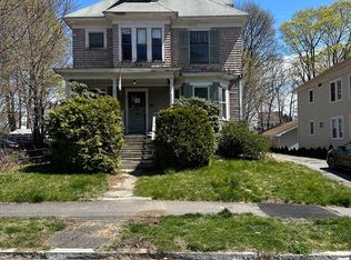23 Henshaw St, Worcester, MA 01603