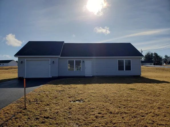 6 Adams Way #25, Hampden, ME 04444