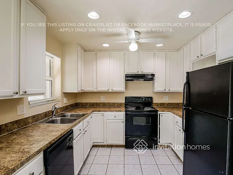 1755 SW 37th Way — Photo 6