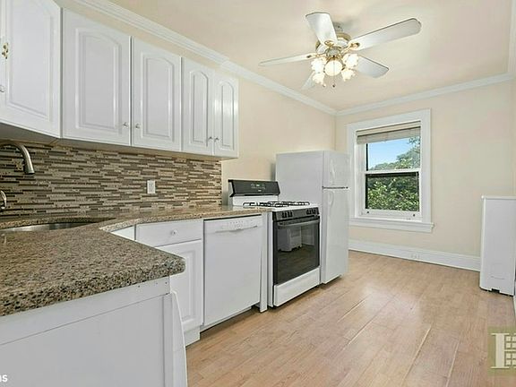3rd image of 28 8th Ave APT 5