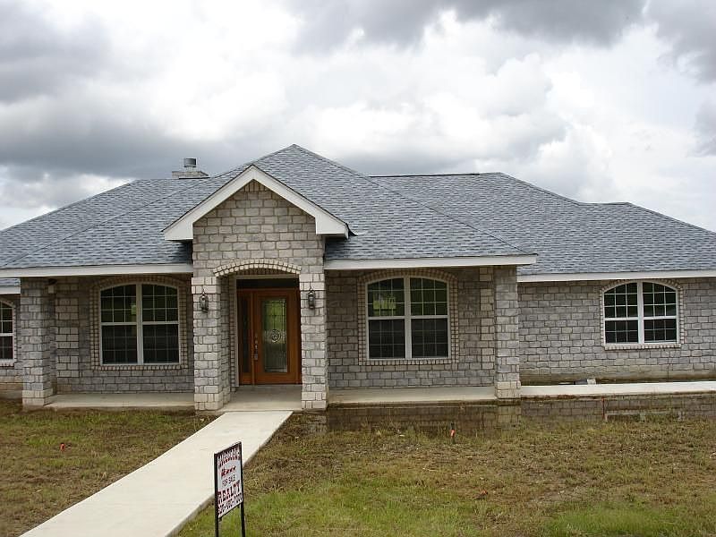 1st image of 921 Valley Oak Dr