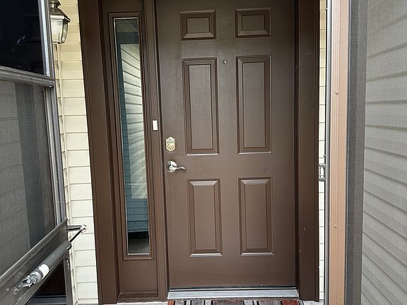 2nd image of 3850 Long Grove Ln