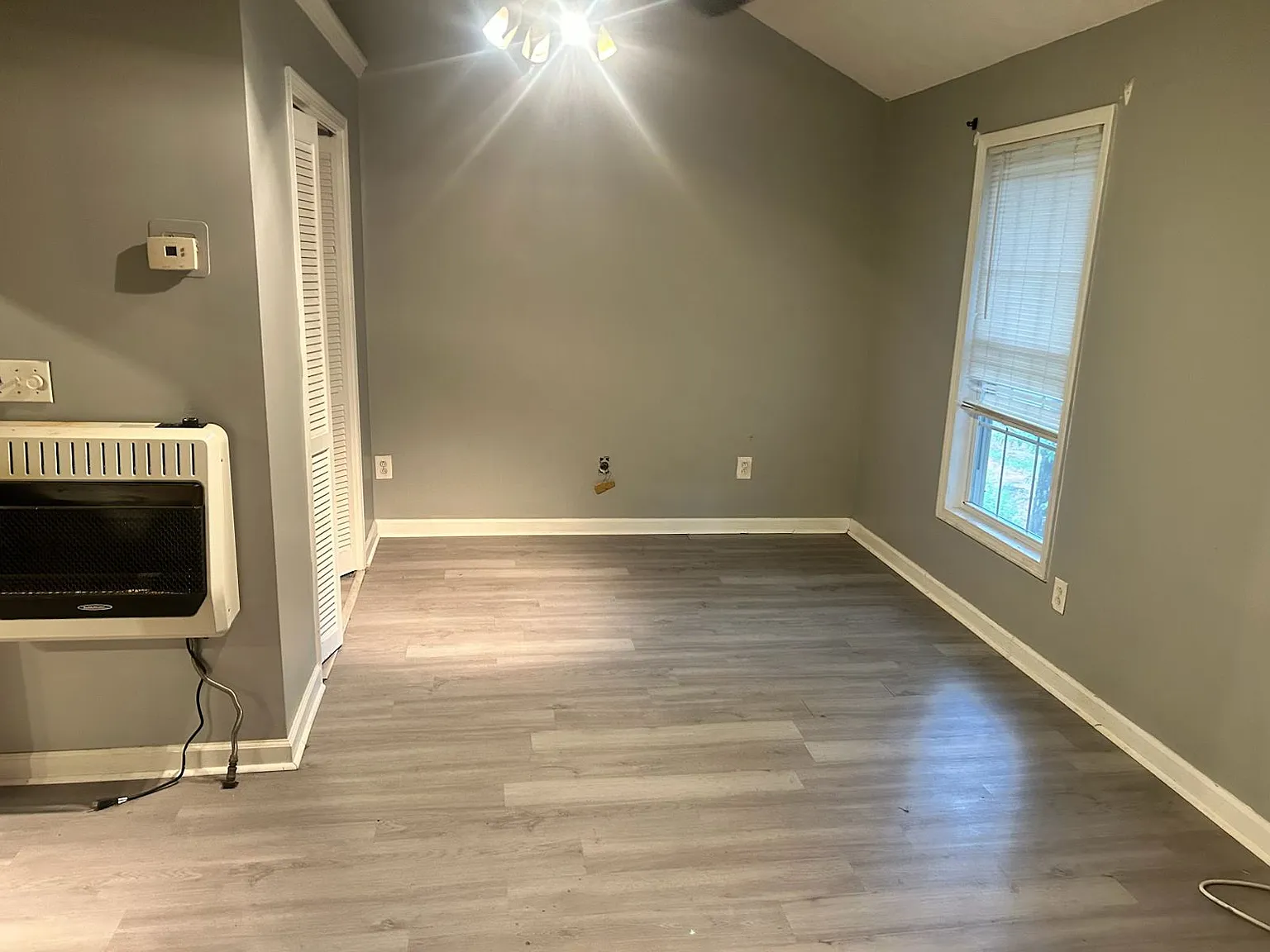 1 bed, $1,000 — Photo 2