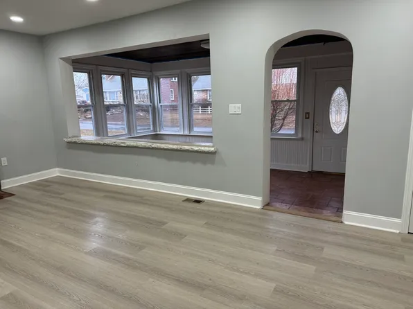 803 Bayard St, Bristol, PA 19007
