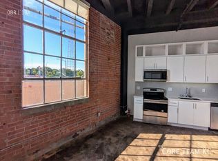 3200 Gillham Rd APT 212, Kansas City, MO 64109