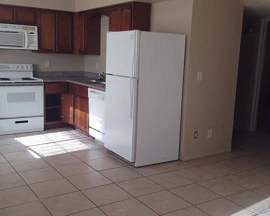 3rd image of 2931 E Atlanta Ave APT 3