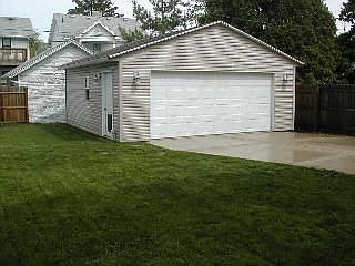 2nd image of 4846 293rd St