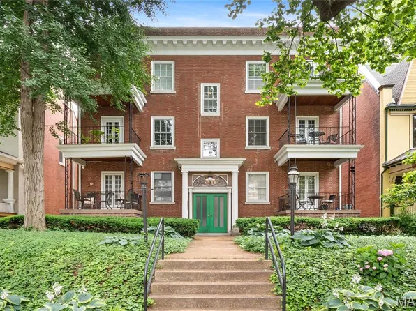 4530 McPherson Ave APT 2E, Saint Louis, MO 63108