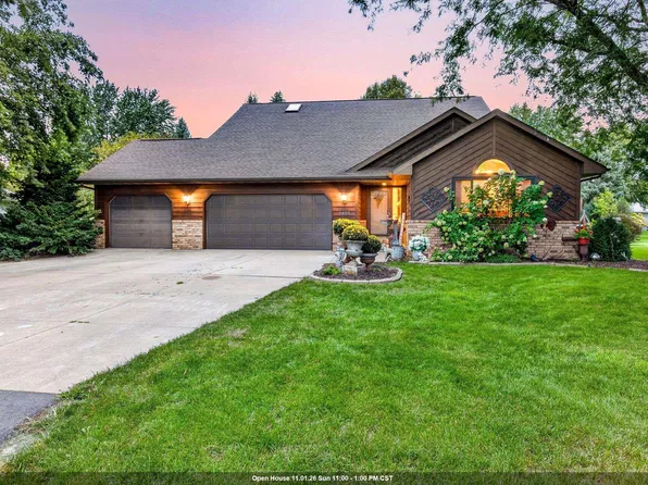 1408 W Seneca Dr, Appleton, WI 54914