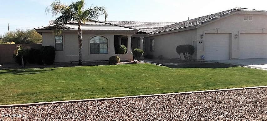 1st image of 2219 N Avoca