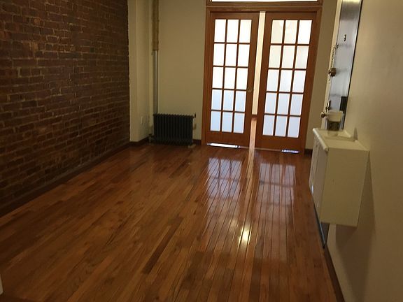 4th image of 188 1st Ave APT 6