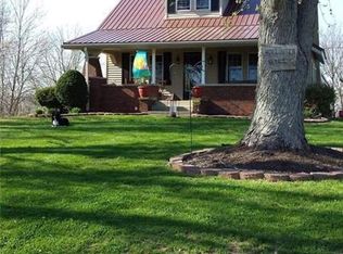 8720 N 700 E, Hope, IN 47246