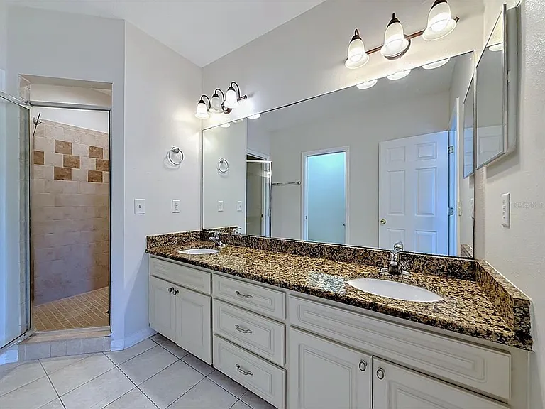 648 Norfolk St — Photo 36