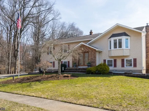 35 Harding Dr, Fairfield Twp., NJ 07004