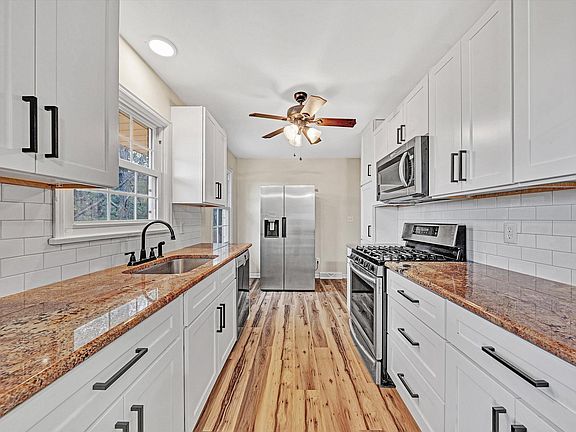 4th image of 2850 Archer Cir