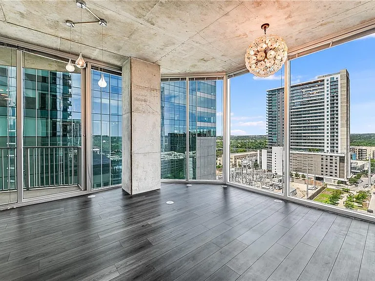 360 Nueces St #1302 — Photo 1