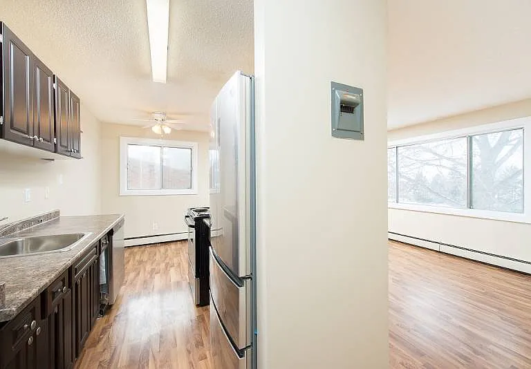 16 Fir St — Photo 25