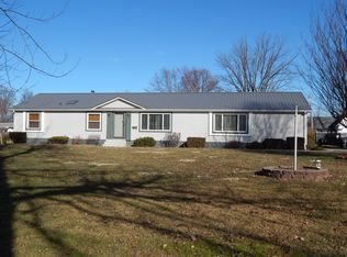 28 E Giles St, Sullivan, IN 47882