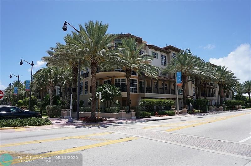 1st image of 4445 El Mar Dr APT 407