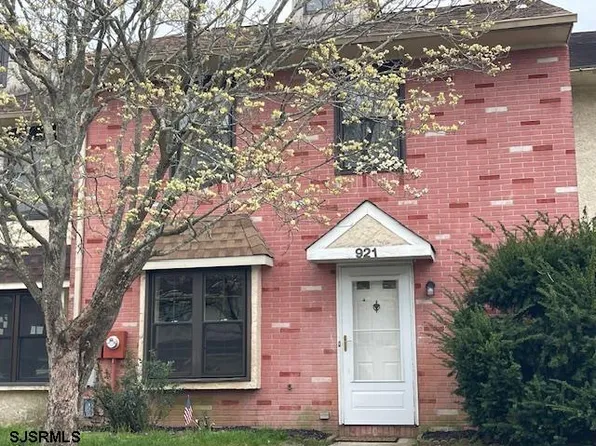 921 Blake Dr, Mays Landing, NJ 08330