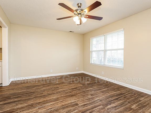 3rd image of 5009 Boyd Dr