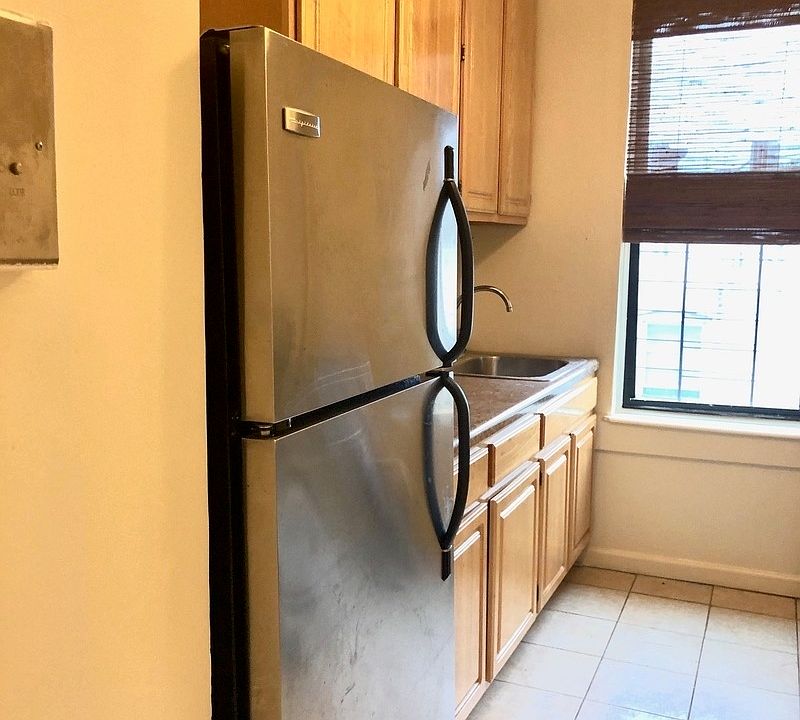 1st image of 371 Eastern Pkwy #2C