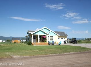 89 W West St, Thayne, WY 83127