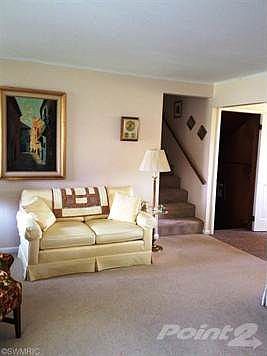 4th image of 33079 Thelma Ave