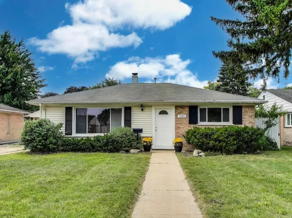 1080 S 6th Ave, Des Plaines, IL 60016