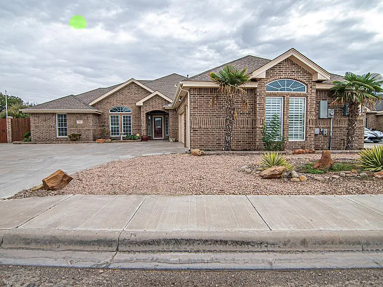 22 San Juan Ct — Photo 1