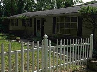 1227 Old Albany Post Rd, Garrison, NY 10524