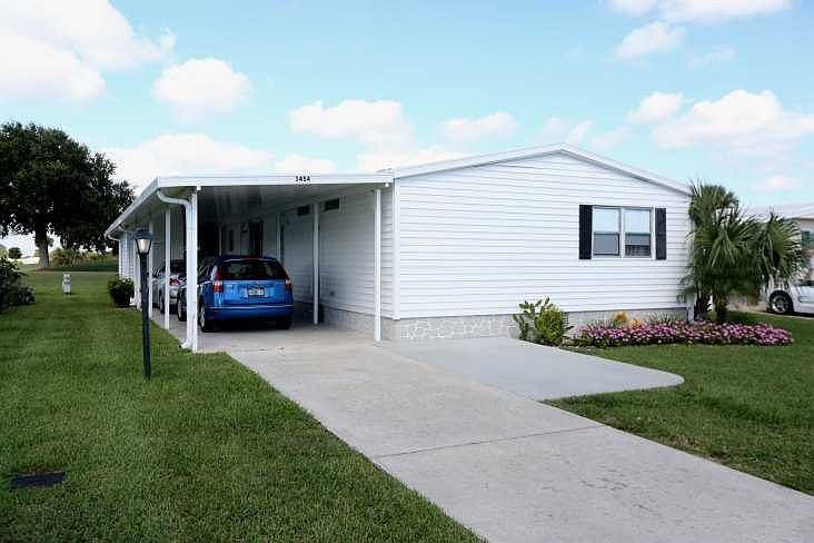 1st image of 1454 Barefoot Cir