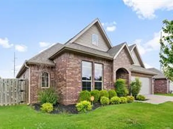 3706 SW Homestead Ave, Bentonville, AR 72712